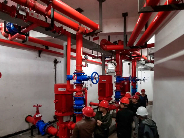 消防安全檢測工作現(xiàn)場